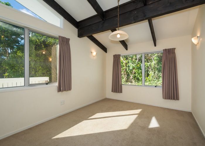  at 22 Nor'East Drive, Northcross, Auckland