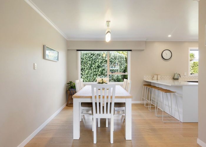  at 9 Grassy Downs Place, St Andrews, Hamilton