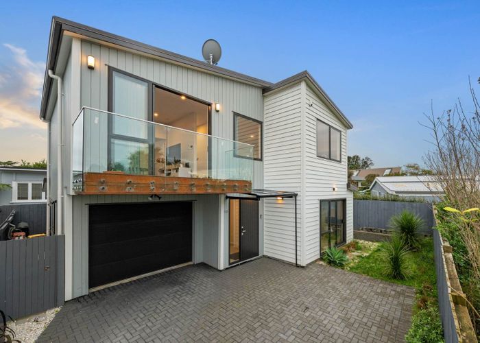  at 6B,6C & 6D Tiroroa Avenue, Te Atatu South, Waitakere City, Auckland