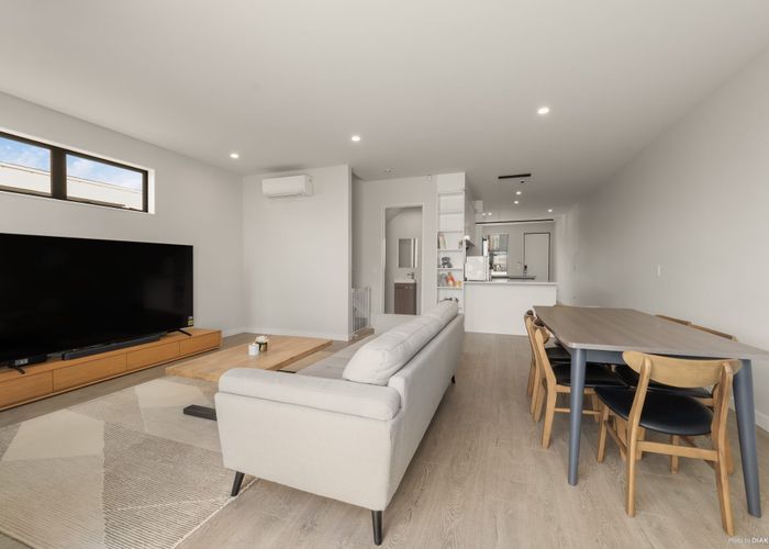  at 12 Porowha Road, Westgate, Waitakere City, Auckland