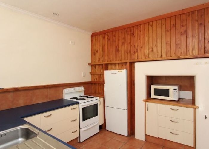  at 142 North Road, North Dunedin, Dunedin, Otago