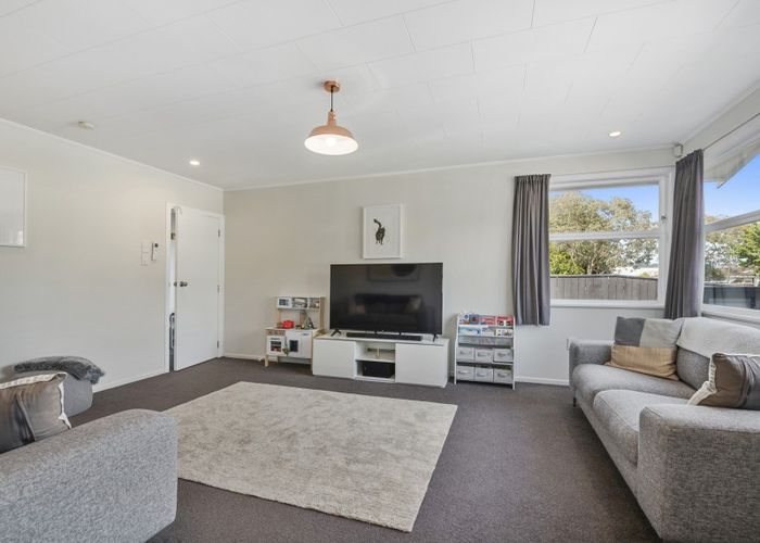  at 10 Shanly Street, Brown Owl, Upper Hutt