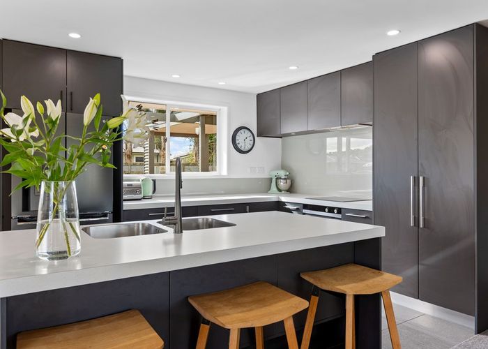  at 7B Beach Road, Omata, New Plymouth