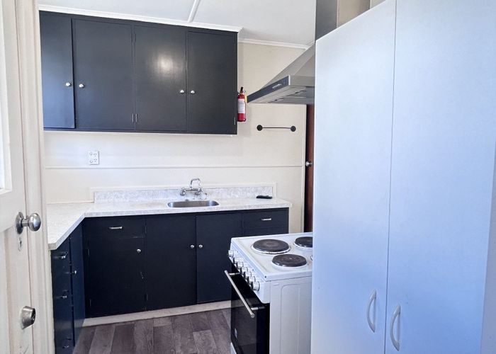  at 2/806 Lyell Street, Akina, Hastings