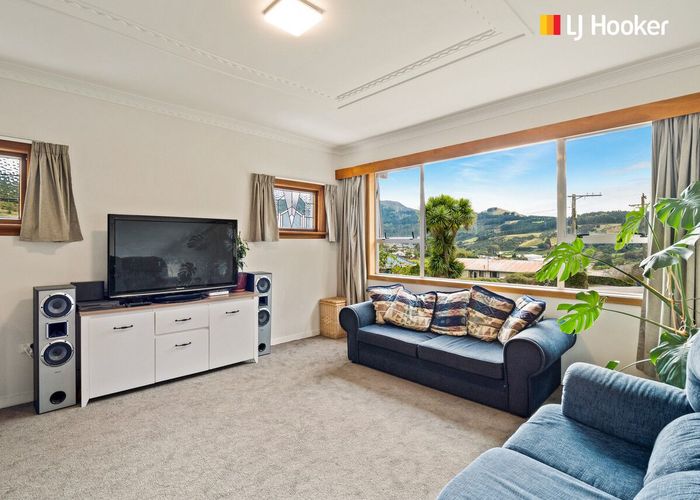  at 18 District Road, Roseneath, Dunedin