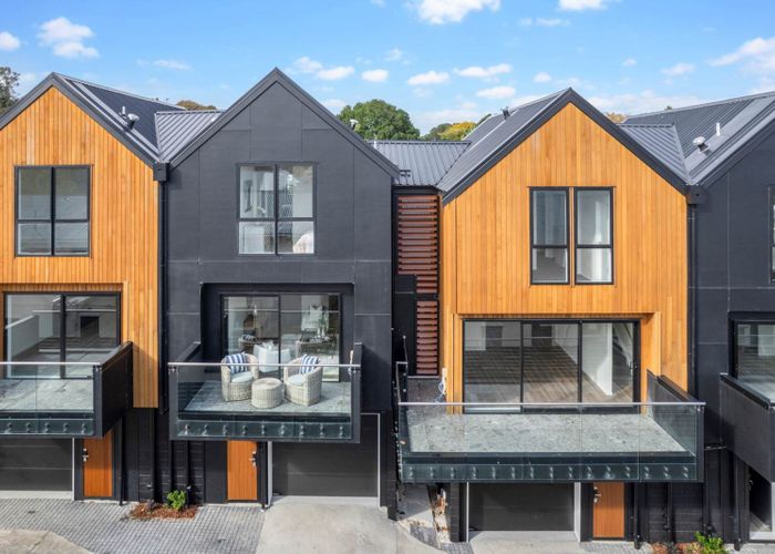  at 20 Fairview Road, Mount Eden, Auckland City, Auckland