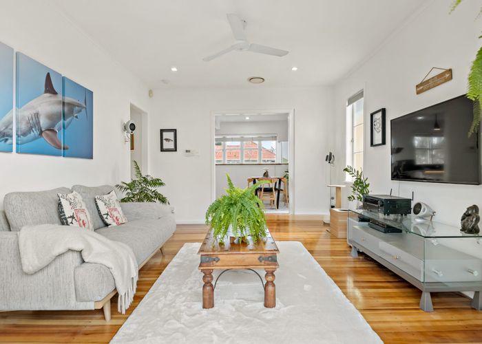  at 33 Orchard Street, Avondale, Auckland City, Auckland