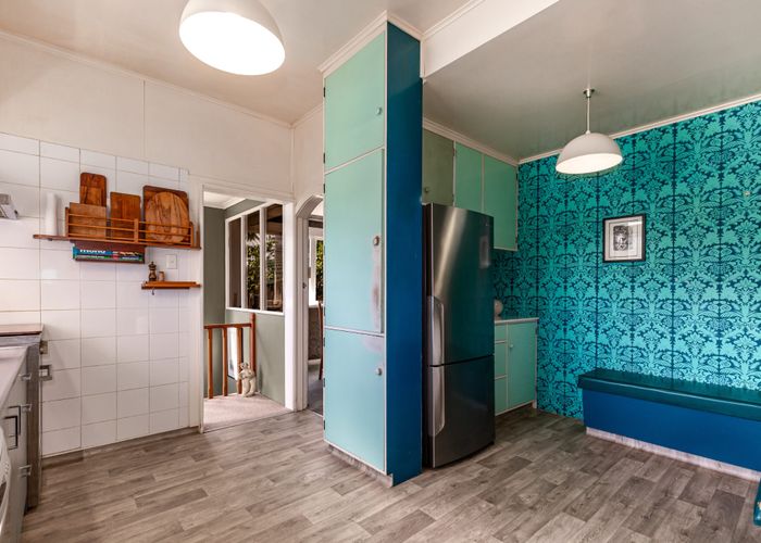  at 2 Beacon Hill Road, Seatoun, Wellington