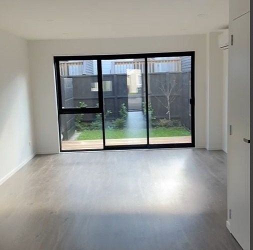  at 27D Bernard Street, Mount Wellington, Auckland City, Auckland