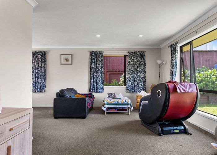  at 19 Heathfield Avenue, Huntington, Hamilton