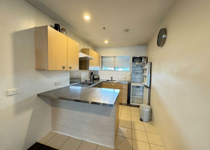  at 909/8 Ronayne Street, Auckland Central, Auckland