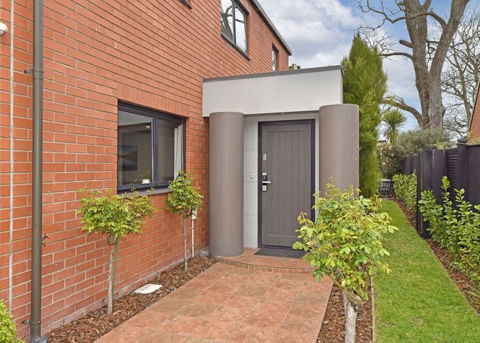  at 8 Haineswood Lane, Sockburn, Christchurch City, Canterbury