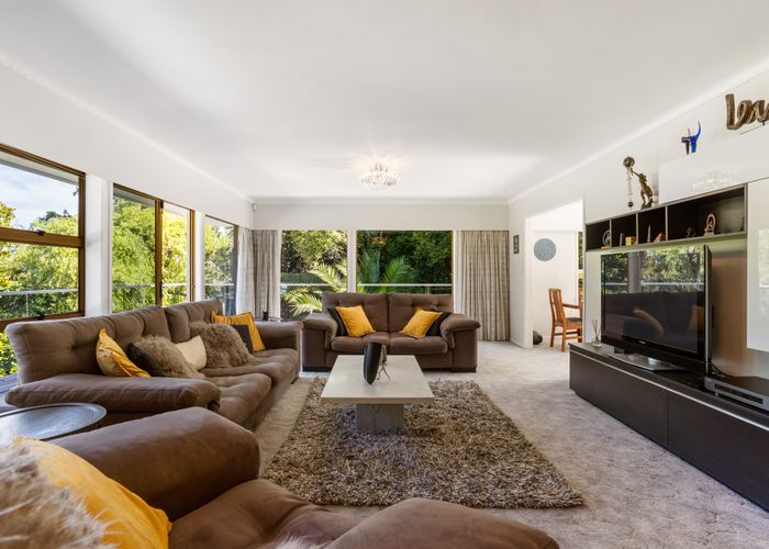  at 166 Mill Road, Manurewa