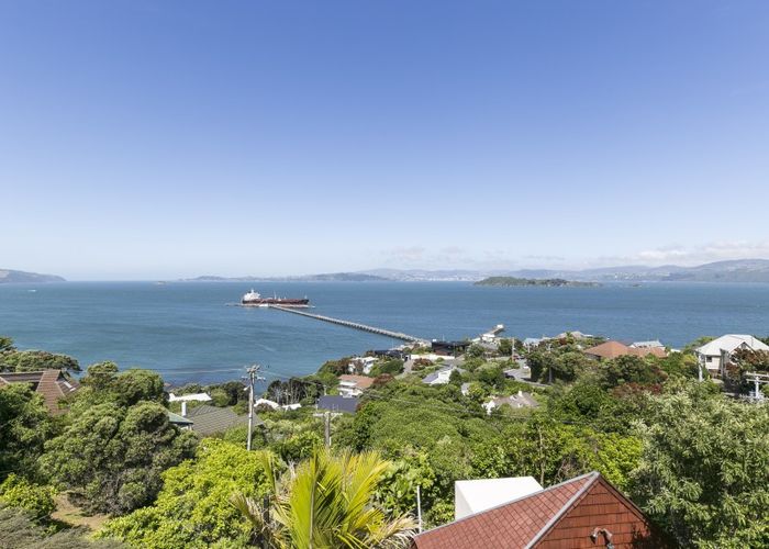  at 31 Howard Road, Point Howard, Lower Hutt
