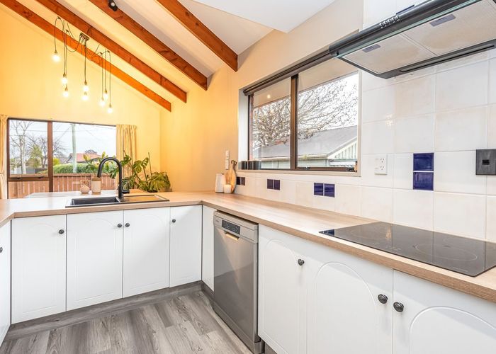  at 33 Flockton Street, St. Albans, Christchurch City, Canterbury