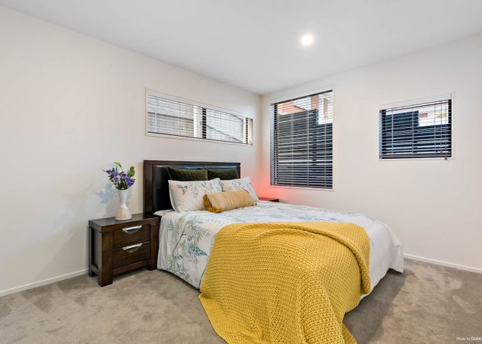  at 31A Hayr Road, Three Kings, Auckland