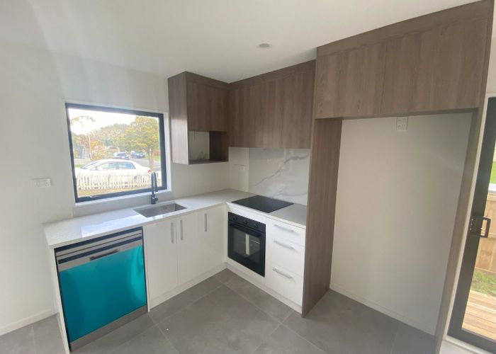  at 2/67 Beeston Crescent, Manurewa, Manukau City, Auckland
