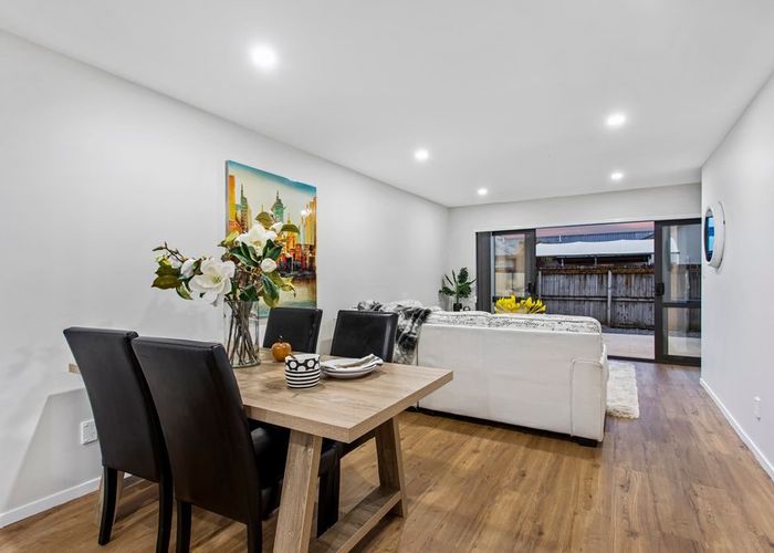  at 17 Millcroft Lane, Ranui, Waitakere City, Auckland