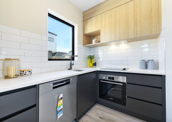  at 14E Durham Street, Te Atatu Peninsula, Waitakere City, Auckland