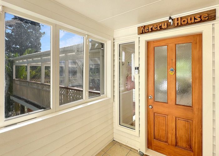  at 665 South Titirangi Road, Titirangi, Auckland