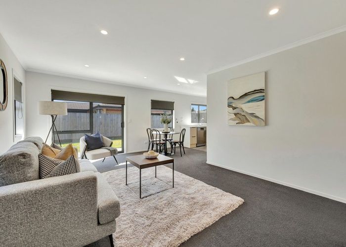  at 1/11 Forster Avenue, Hillcrest, Hamilton