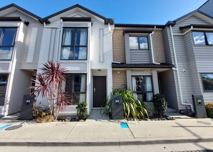  at 3/3 Wallson Crescent, Wiri, Manukau City, Auckland