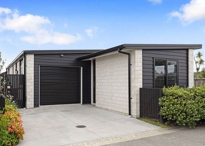  at 7 Repo Lane, Poike, Tauranga