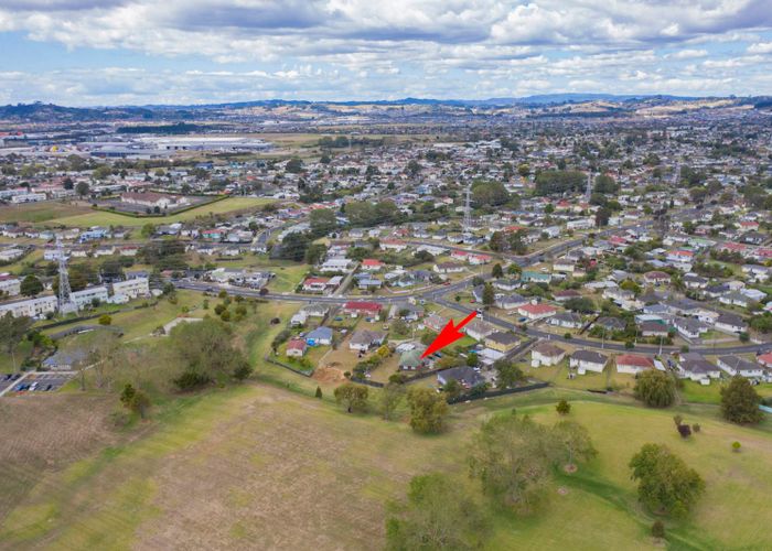  at 7 Sandbrook Avenue, Otara, Auckland