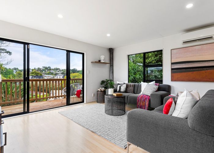  at 3/69A Chivalry Road, Glenfield, Auckland