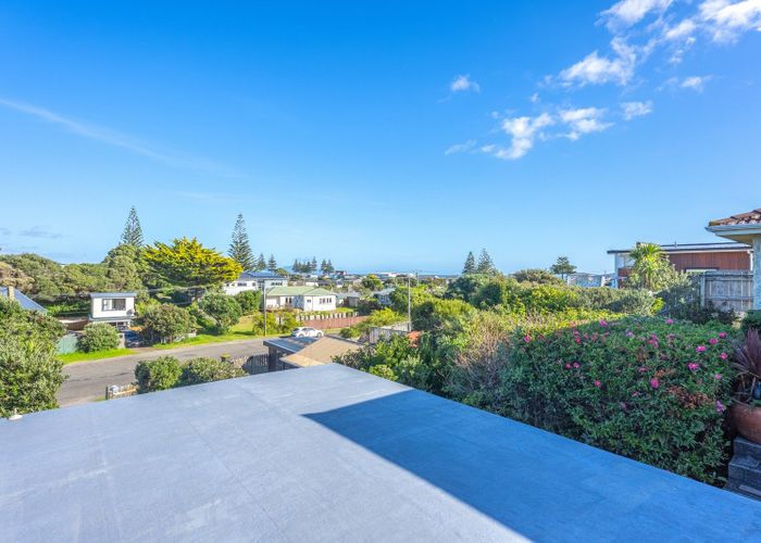  at 14 Koromiko Street, Otaki Beach, Kapiti Coast, Wellington