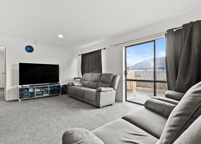  at 1/20 Volta Place, Clendon Park, Manukau City, Auckland