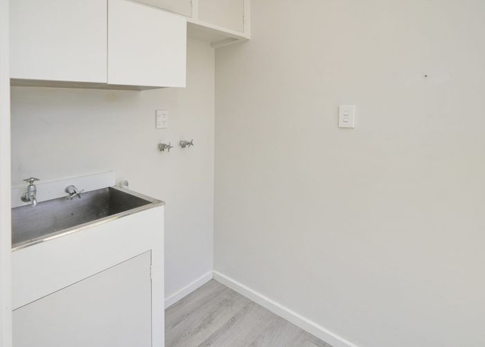  at 3/16 Lane Street, Woolston, Christchurch