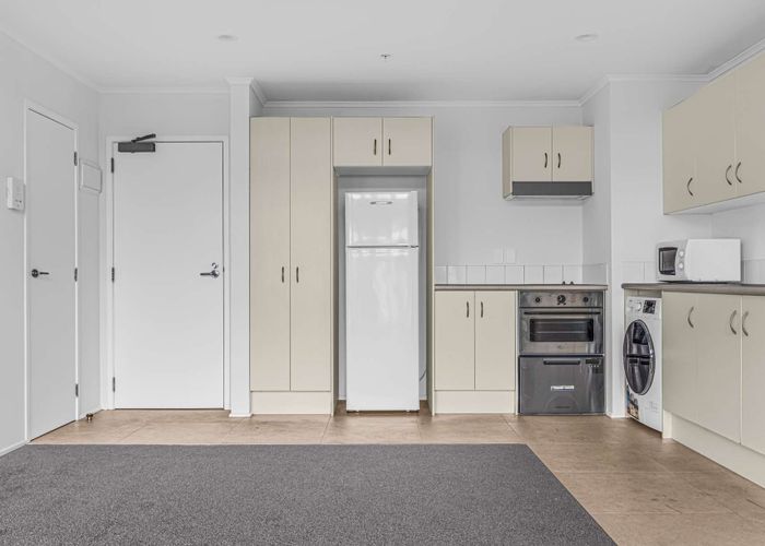  at 14F 30 Westward Ho, Glen Eden, Waitakere City, Auckland