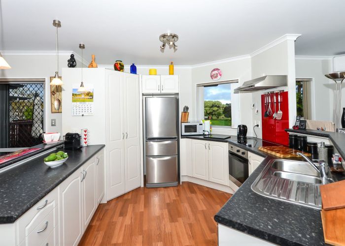  at 22 Palm Grove Drive, Western Heights, Hamilton
