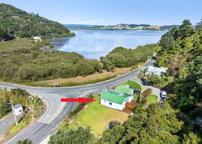  at 424 Whangaroa Road, Whangaroa, Far North, Northland