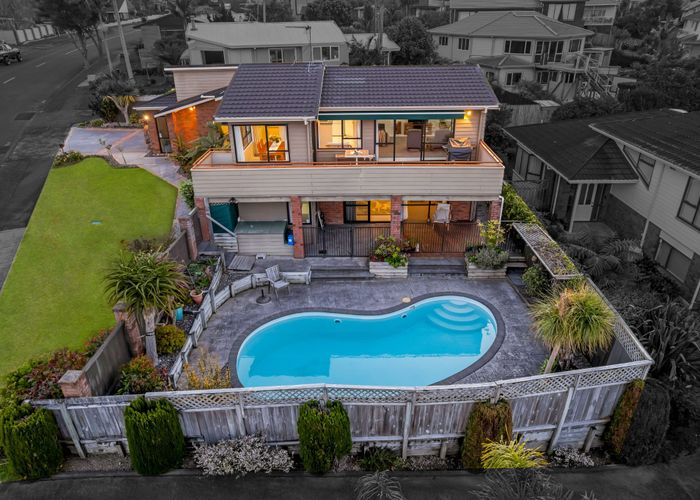  at 1/46 Westpark Drive, West Harbour, Waitakere City, Auckland