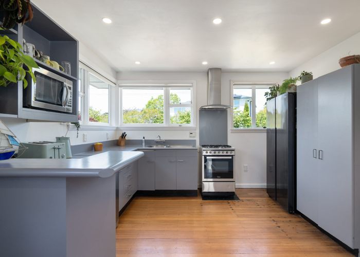  at 14 Claxton Place, St. Martins, Christchurch City, Canterbury