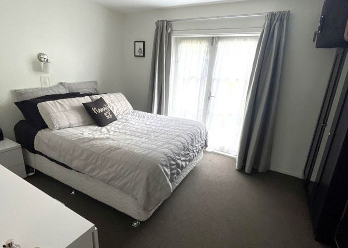  at 1/2 Abraham Place, Saint Johns, Auckland City, Auckland