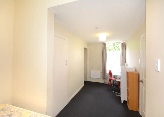  at 4 Royal Terrace, Dunedin Central, Dunedin