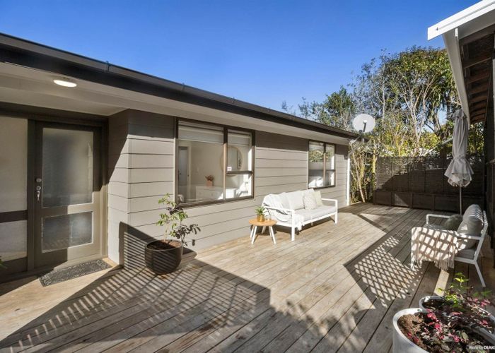  at 22 Pisces Road, Glen Eden, Waitakere City, Auckland