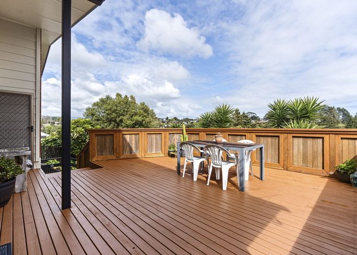  at 100 Heta Road, Highlands Park, New Plymouth