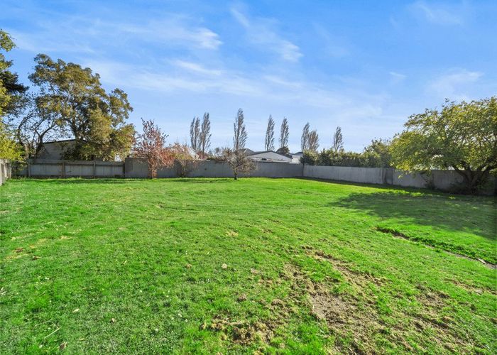  at 2a Pratley Crescent, Hampstead, Ashburton, Canterbury