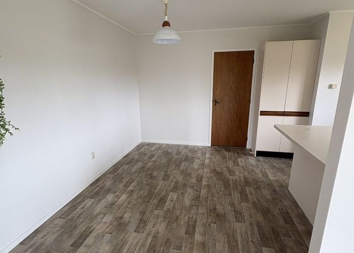  at 2/42 Frank Evans Place, Henderson, Waitakere City, Auckland