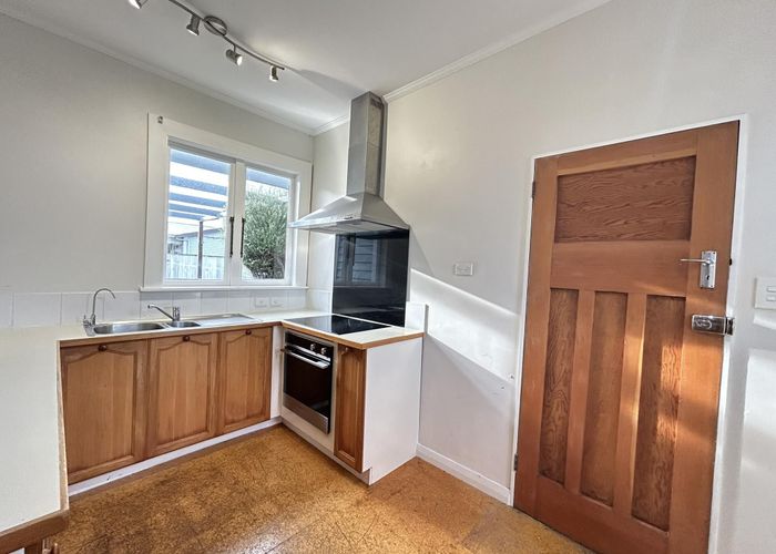  at 122 Waiwhetu Road, Waterloo, Lower Hutt