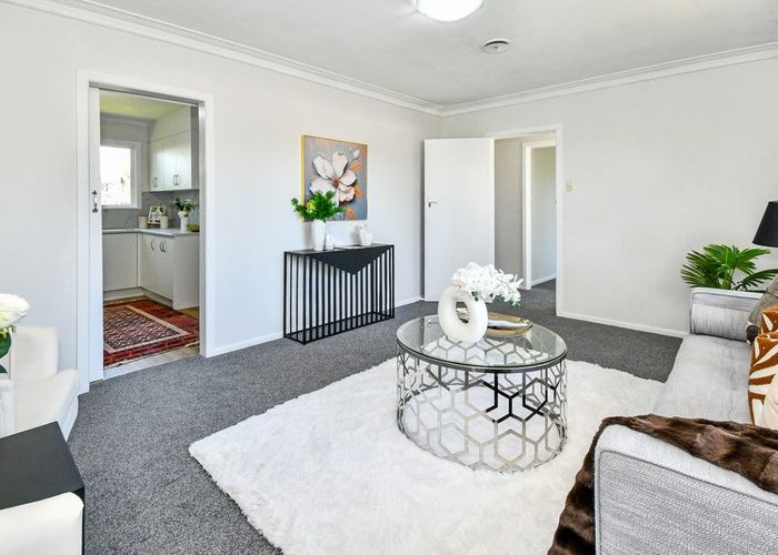  at 2/10 Mahon Place, Papatoetoe, Manukau City, Auckland