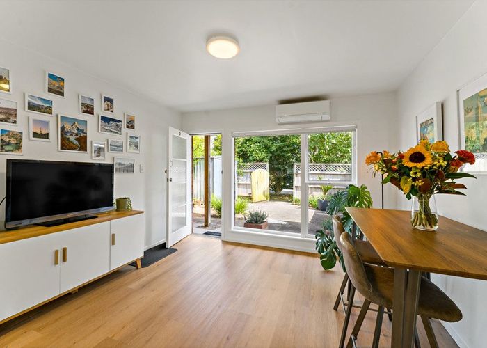  at 2/16 Lancing Road, Sandringham, Auckland City, Auckland