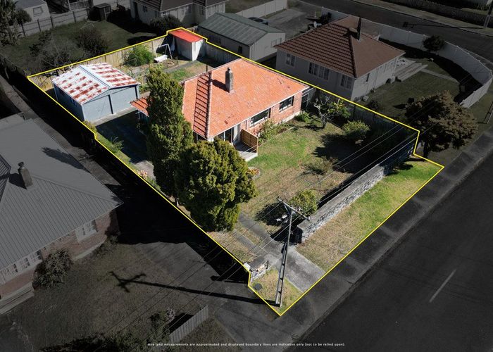  at 18 Parkinson Avenue, Owairaka, Auckland City, Auckland