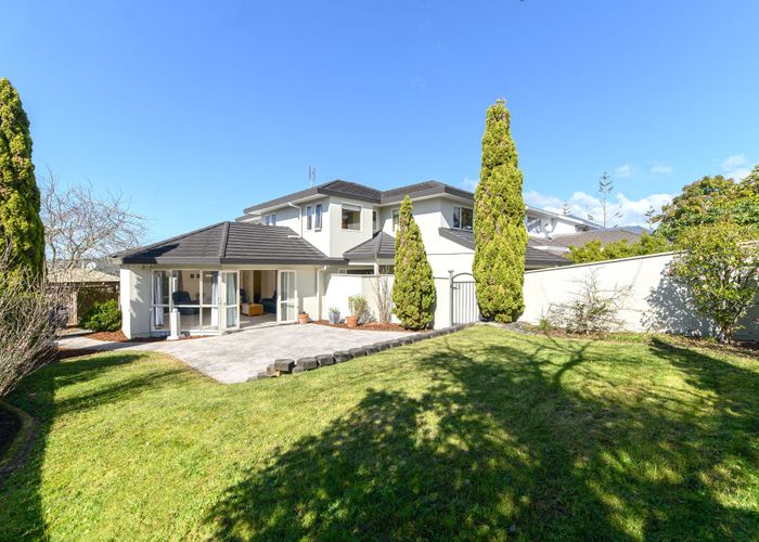  at 3 Carrowmore, Pinehill, Auckland