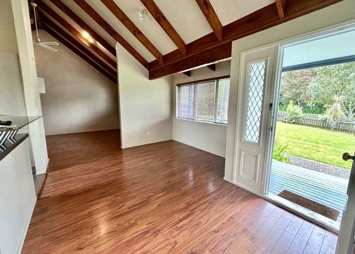  at 1 Gosford Drive, Botany Downs, Manukau City, Auckland