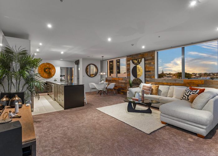  at 406/16 Huron Street, Takapuna, Auckland